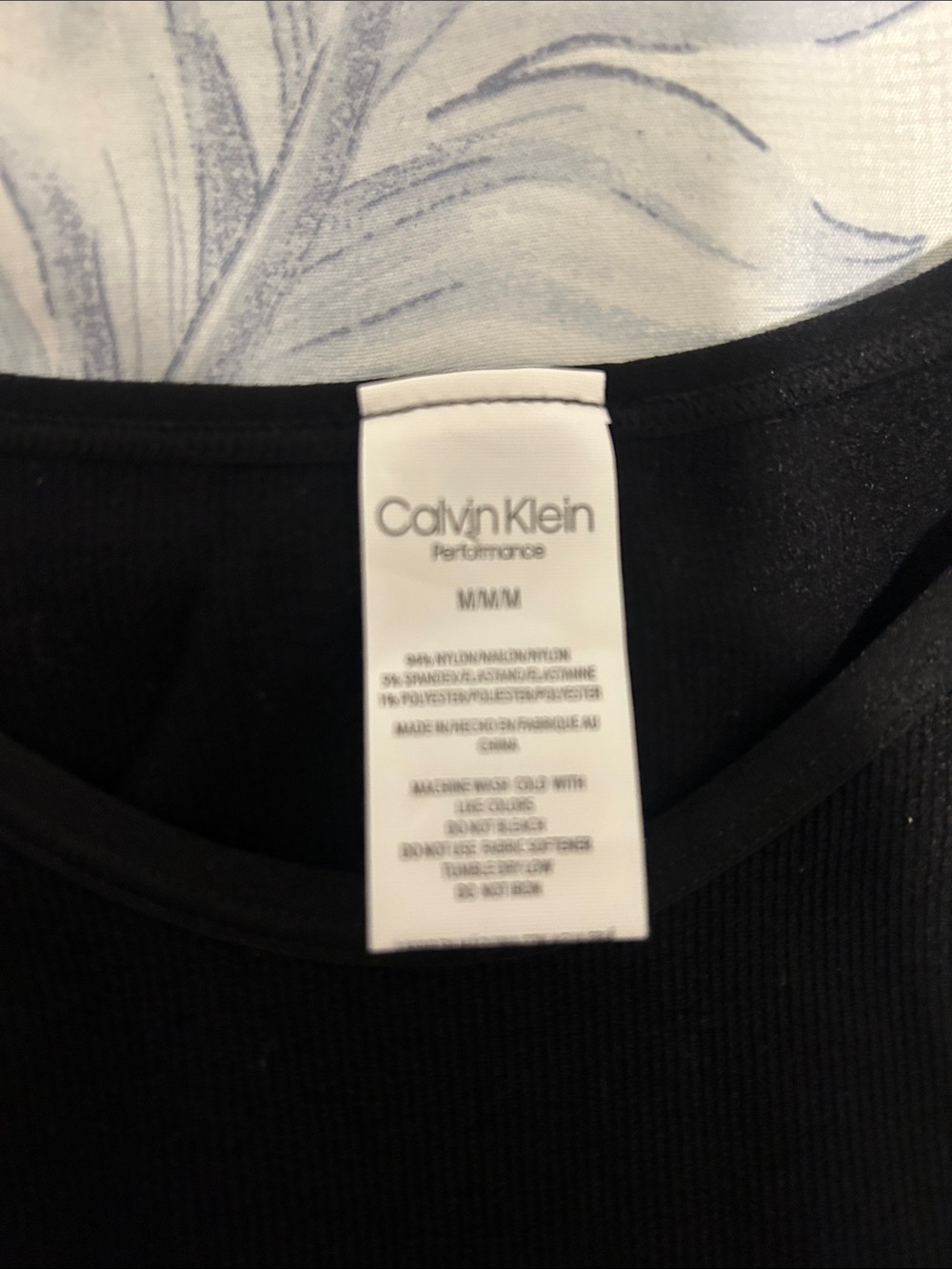 Calvin Klein Performance Too - Picture 4 of 5